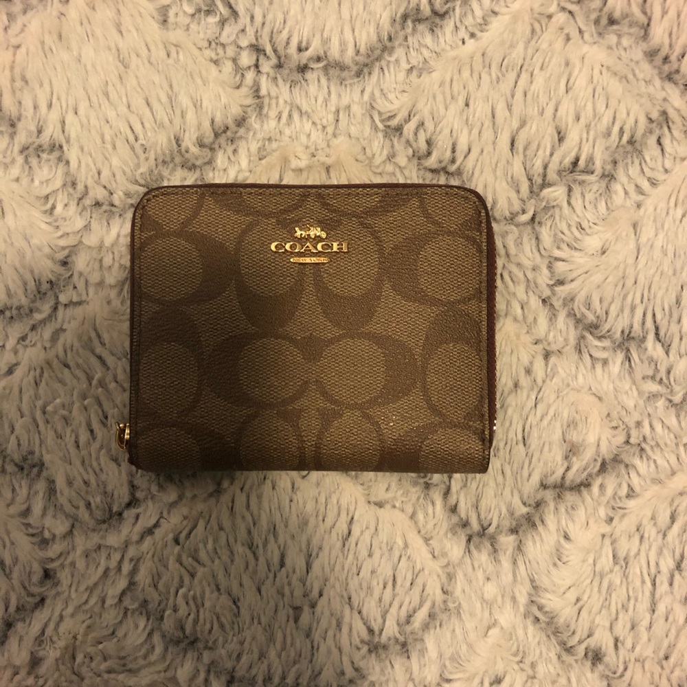 Original Coach wallet. Never used. NWT.